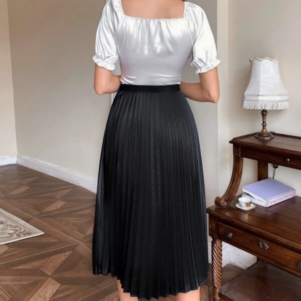 black Pleated Satin Midi Skirt Evening classy chic - Picture 4 of 6